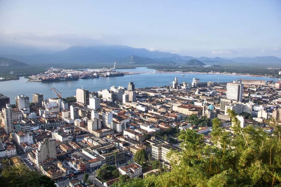10-hour beach tour Santos: Shared with Tickets & Lunch - Beach time in Santos, with room to slow down