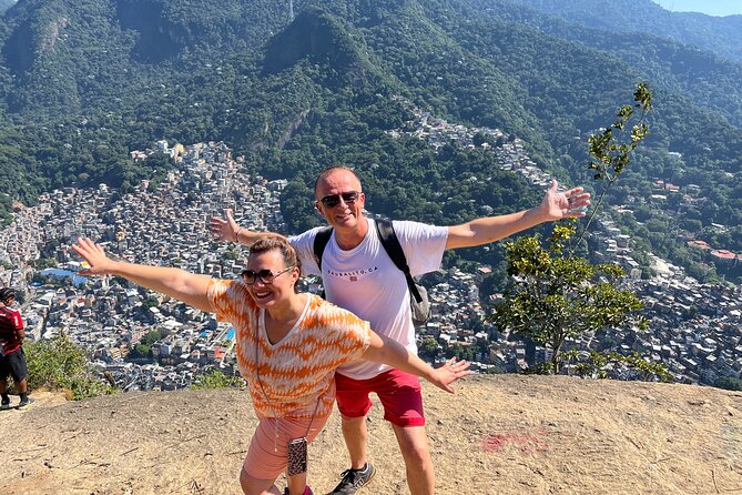 2h30 circuit in the Vidigal Favela - The Ecological Park and community effort