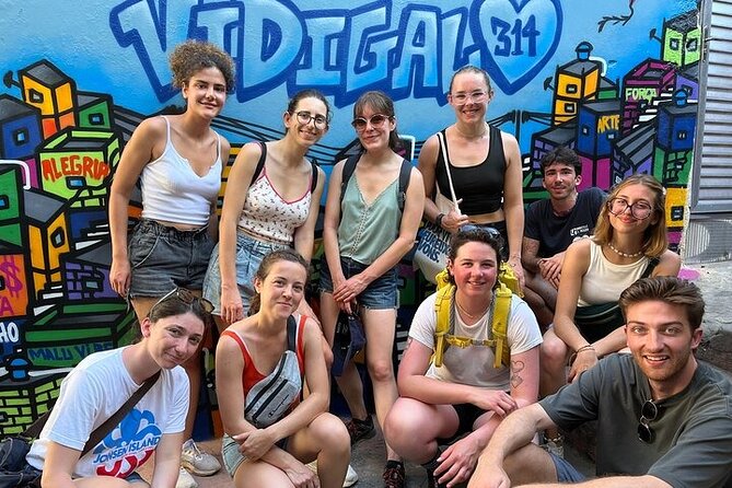 2h30 circuit in the Vidigal Favela - A 30-minute break inside a local home