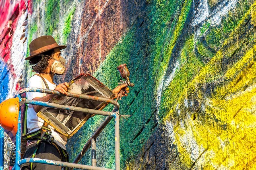 3-Hour Urban Arts Walking Tour - Heat, shade, and the real walking effort