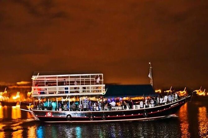 4 Hour Boat Party in Rio de Janeiro - Boarding the double-decker party boat