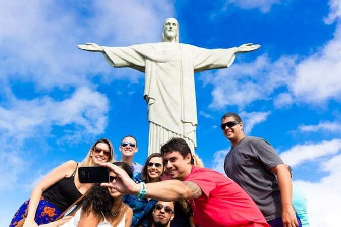 A Day in Rio: Christ the Redeemer, Sugarloaf Mountain, Selaron with Lunch - Lunch and the practical cost of an all-day route