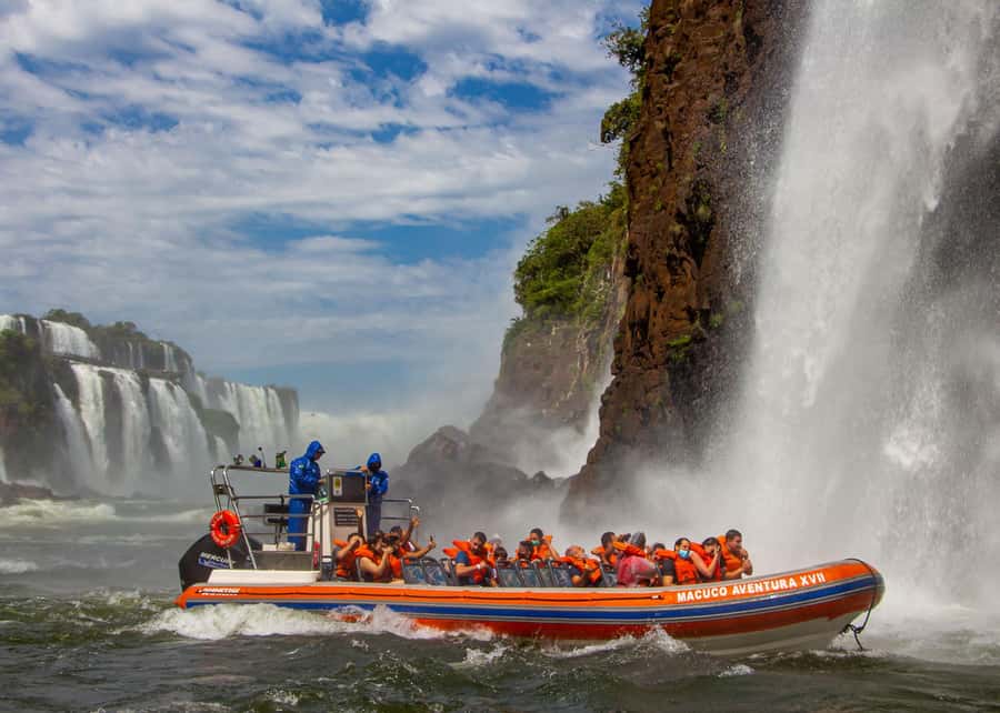 Adventure at Iguazu Falls: Safari, Bird Park, and Waterfalls - A full day built around Iguazu’s Brazilian side