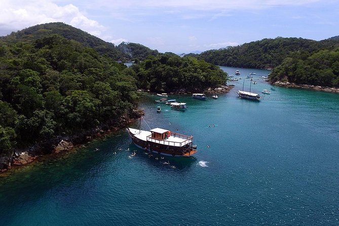 Angra dos Reis and Ilha Grande Tour from Rio with Boat Ride and Lunch - Boarding the schooner in Angra dos Reis
