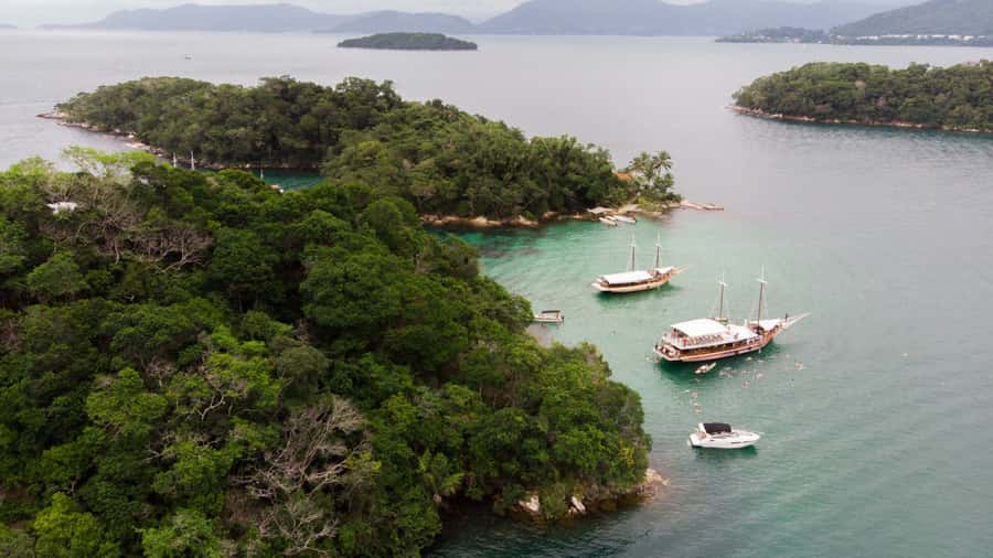 Angra dos Reis: Boat Tour in Ilha Grande and Lagoa Azul - Why this Angra boat tour works for a short stay