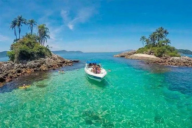 Angra Dos Reis + Ilha Grande - The 7:00 a.m. start in Copacabana