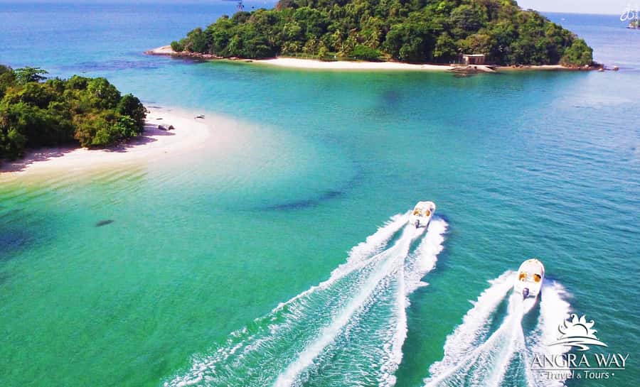 Angra dos Reis: Paradise Islands Speedboat Tour - Flechas Beach: the tour’s one-hour pause