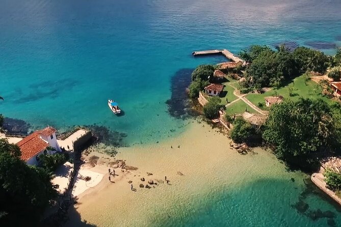 Angra dos Reis with Speedboat Tour - From Rio de Janeiro - Praia da Piedade: a quieter coastal pause