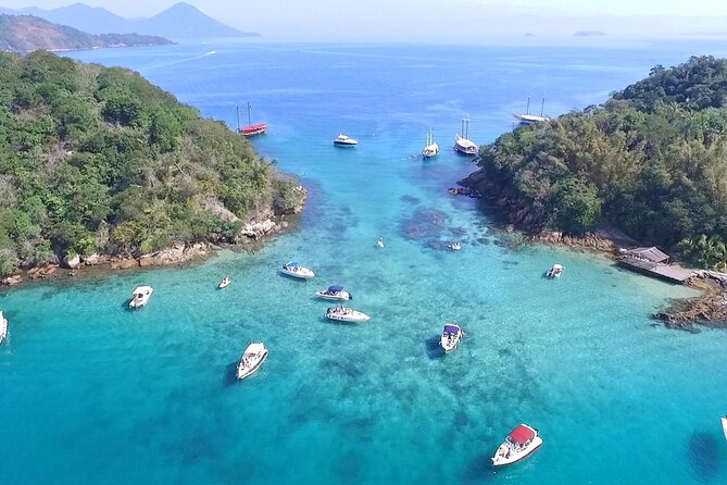 Angra Paradise Islands Speedboat Tour - Praia da Piedade and its small white chapel