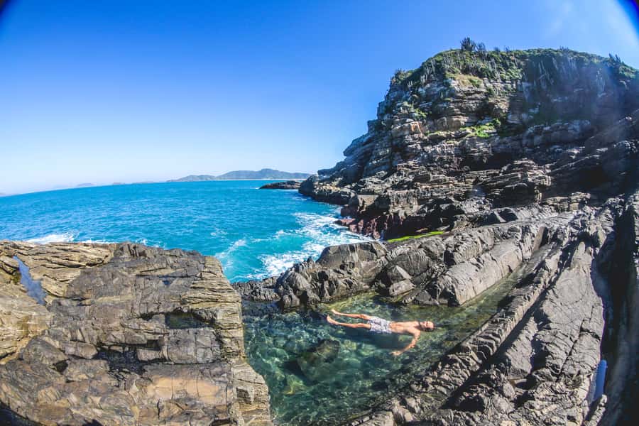 Armação dos Búzios: Walk Through the Natural Pools in Búzios - Should you book this walk?