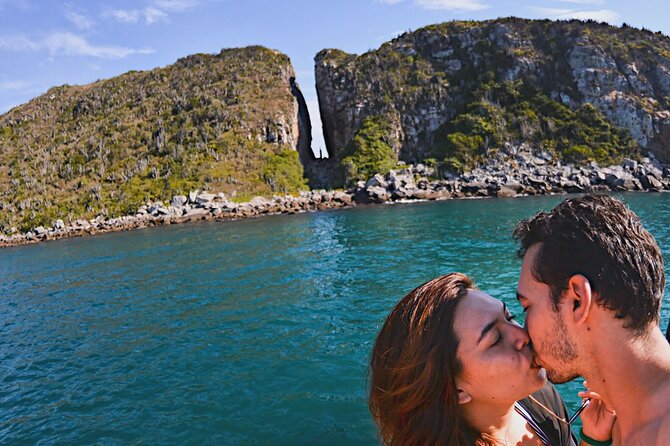 Arraial do Cabo Wonderful Tour with Lunch Included - Gruta Azul: a sight that depends on light and conditions