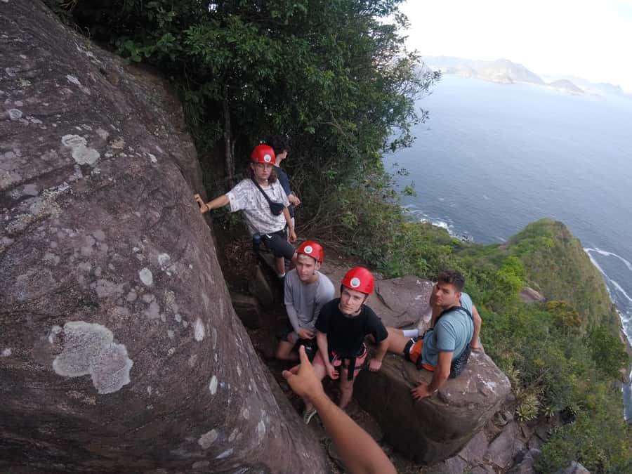 AVenturismo Pão de Açúcar - Returning by Praia Vermelha