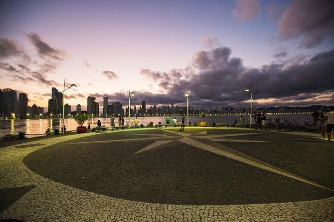 BC by Night - with dinner - Cristo Luz: the main stop and best city view