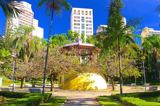 Belo Horizonte Scavenger Hunt and Sights Self-Guided Tour - Stop 3: Praça da Liberdade and Alameda Travessia