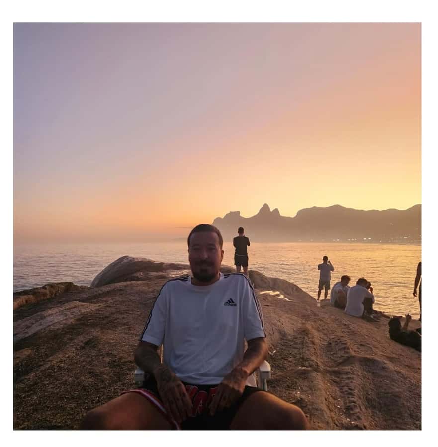 BEST LOCAL FRIEND FOREVER - Customized Tour with a Carioca - Copacabana and Ipanema, beaches with different moods