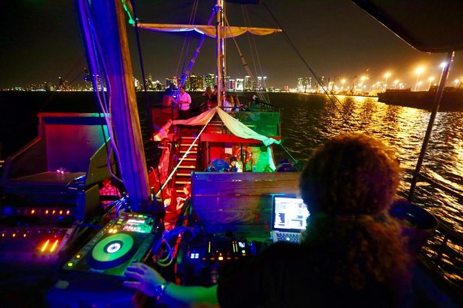 Boat Party by Night in Rio de Janeiro Admission & Transfer - Key points to know before booking