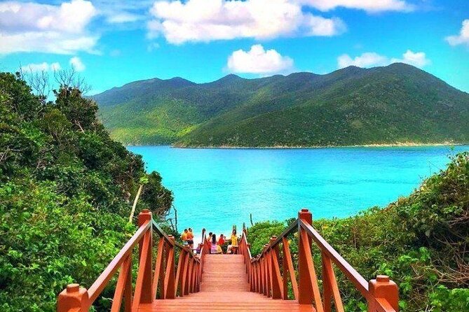 Boat Tour in Arraial do Cabo with Lunch - The 7:00 am Start and Transfer to the Coast