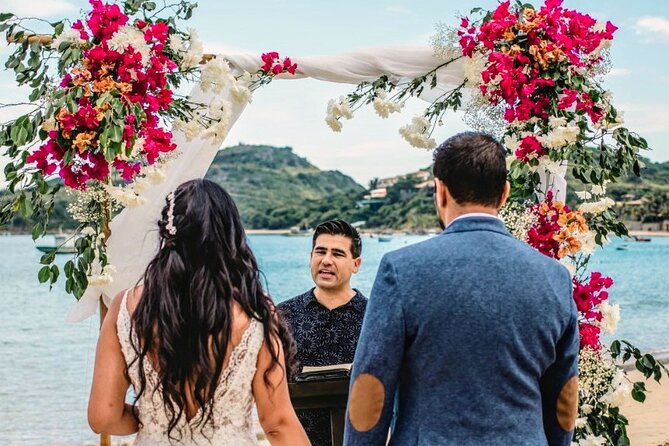 Boda Destination Brazil Matrimonio en la Playa Casamiento Symbolic Renew Votes - What this Búzios ceremony is really offering