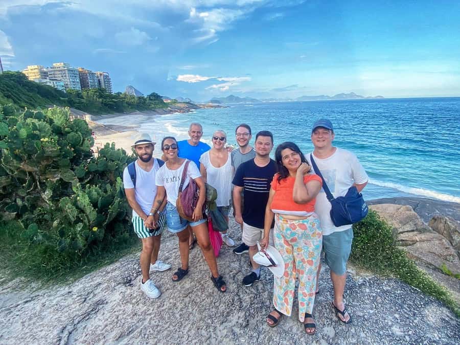 Bossa Nova and the Carioca life - Copacabana and Ipanema - Crossing into Copacabana’s commercial heart