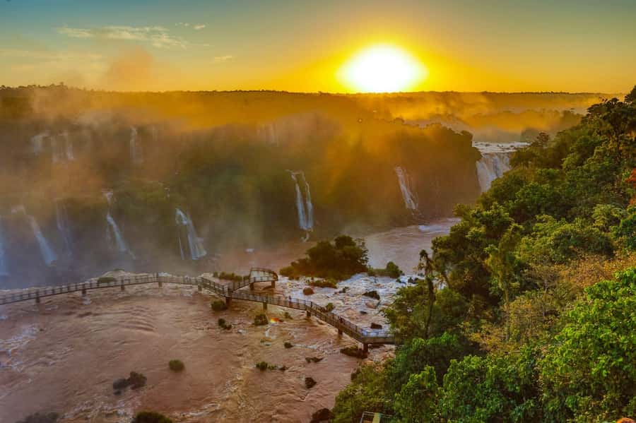 Brazil & Argentina: Iguazu Falls Both Sides in One Day - Lunch at Iguaçu National Park