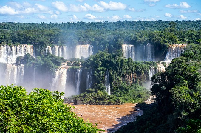 Brazillian and Argentinean Falls Private Tour - What the Argentina side may add
