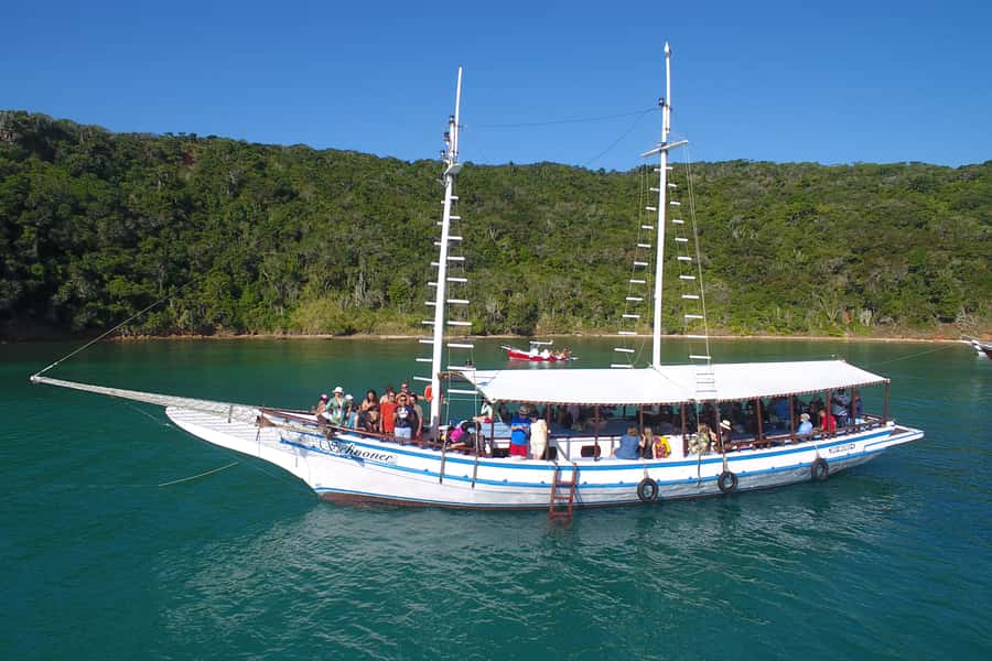 Búzios 2.5-Hour Schooner Boat Experience - Starting at the Brigitte Bardot statue