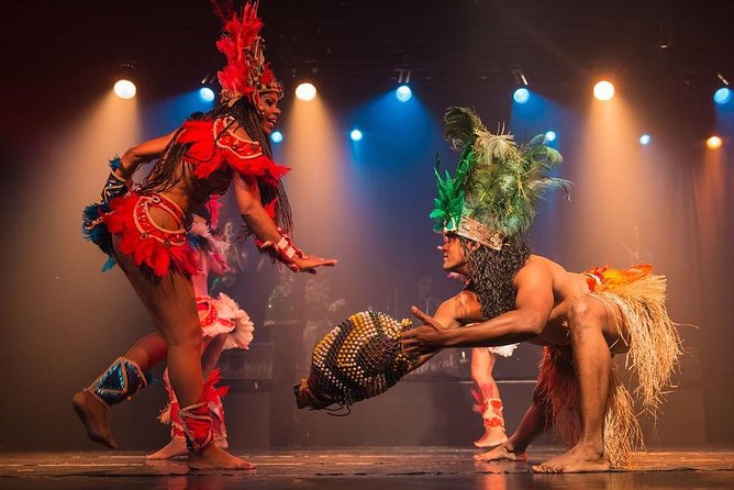 By Night - Ginga Tropical Show - Samba, Dancers, and Costumes From Rio’s Schools