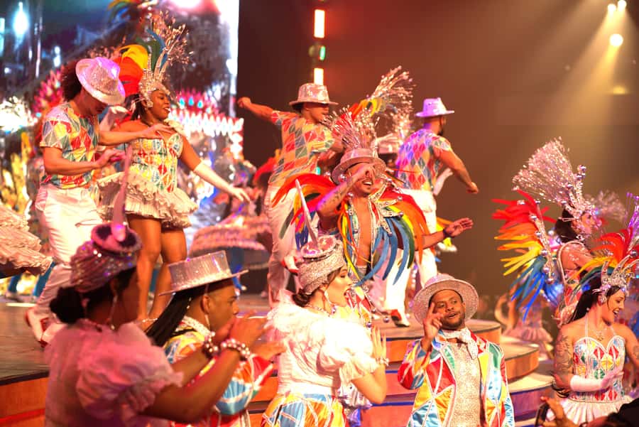 By Night Tour: Roxy Dinner Show & Transfer - Hotel pickup across Rio’s South Zone