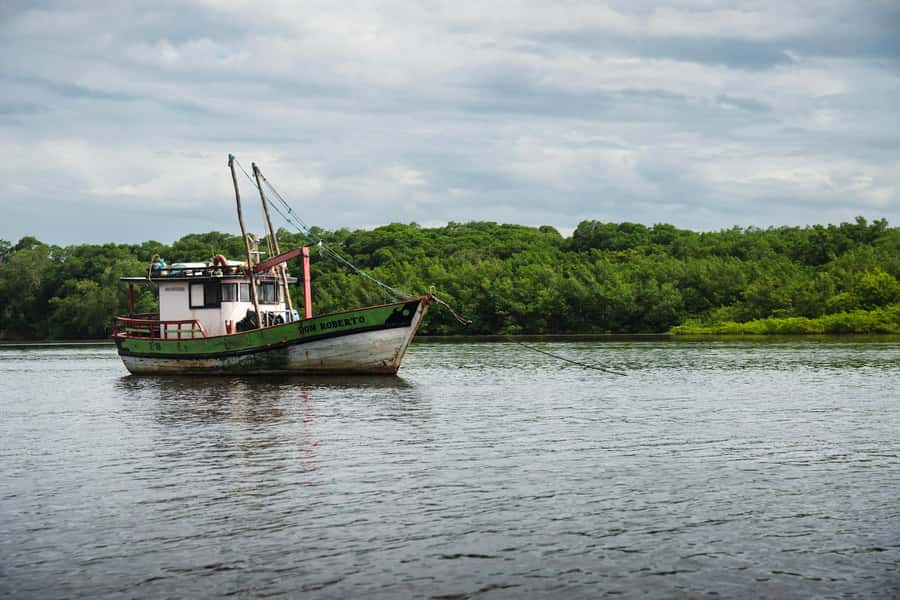 Caburé - Boat tour on the Rio Preguiças - Vassouras and the Small Lençóis Stop