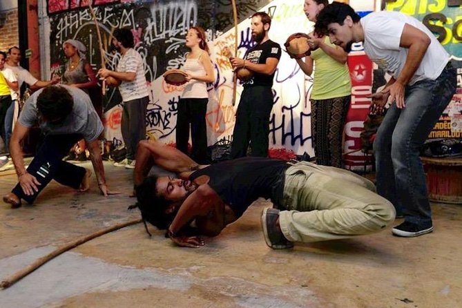 Capoeira Classes for Beginners in Rio de Janeiro - A Warm-Up That Prepares You for Real Movement