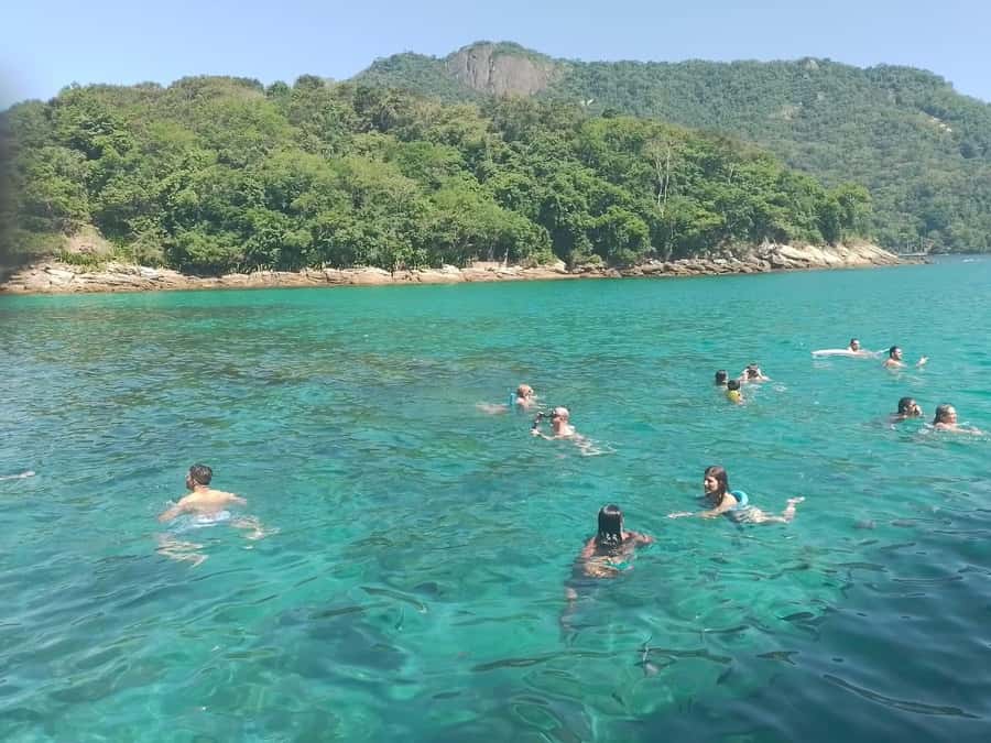 Cariocando de Veleiro no Rio de Janeiro - Ilha da Laje and Fort Santa Cruz