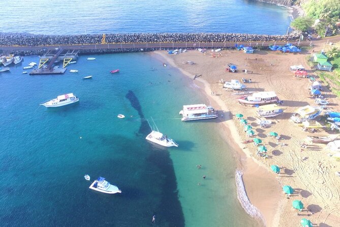 Catamaran trip with meal (Eventide VIP) - Reading the coast from Porto Santo Antônio