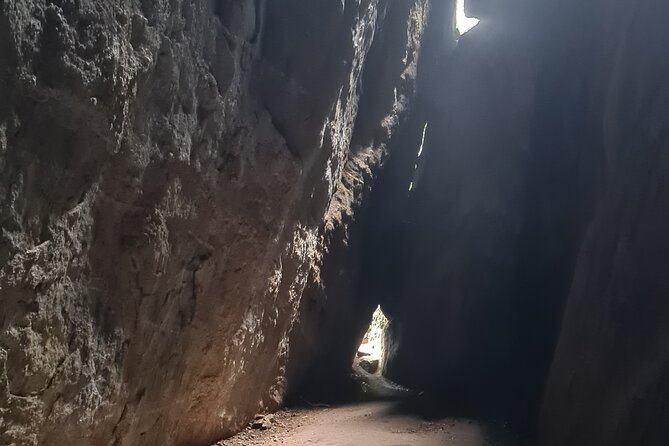 Caves And Waterfalls Tour in Rio de Janeiro - Caves, waterfalls, and forest paths