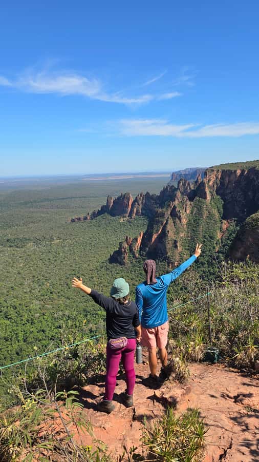 Chapada dos Guimarães:Cidade de Pedra + Vale do Rio Claro with Véu de Noiva - Guides, languages, and group size