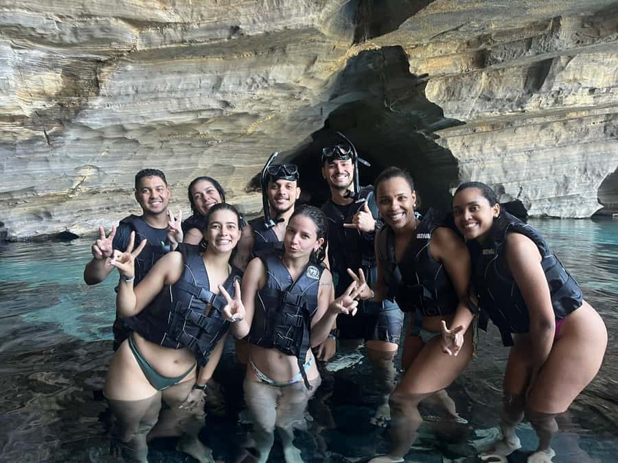 Chapada Highlights: Caves, Pratinha and Camel Hill - Gruta da Fumaça and the underground world of Iraquara