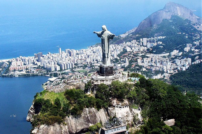 Christ the Redeemer, Selaron Steps and Santa Teresa Half-day Tour - Guides can shape the day