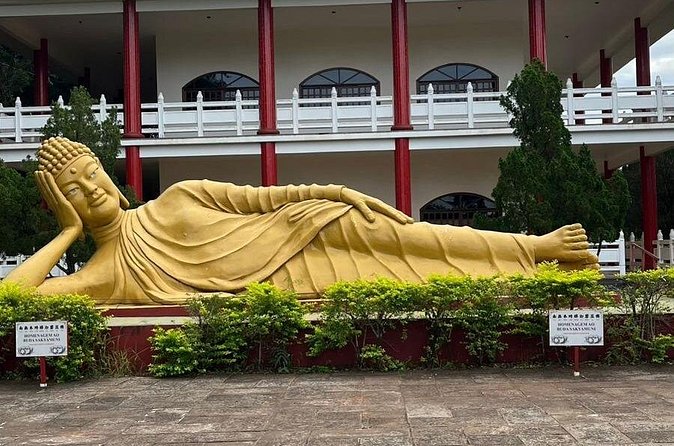 City Tour Foz do Iguaçu Private - Finding calm at the Buddhist Temple