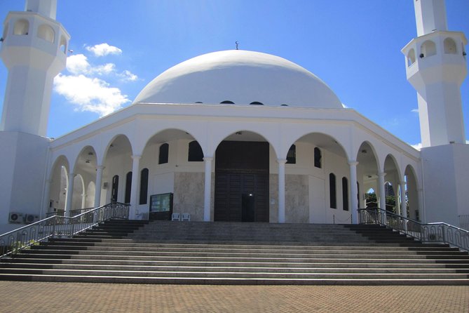 City Tour Foz do Iguaçu - With Ticket - The Buddhist Temple brings a quieter change of pace