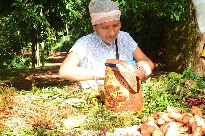 City Tour Paraguay Express - Chiperia Mi Abuela for a taste of Paraguay
