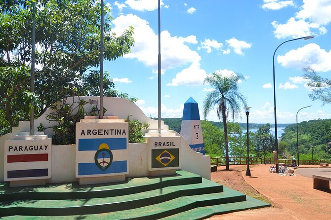 City Tour Puerto Iguazu - Hito Tres Fronteras: a fast look across three countries