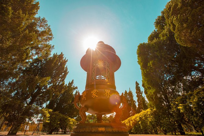 City Tour with Buddhist Temple and Muslim Mosque - The guide can make or break the morning