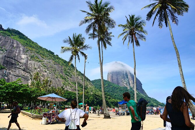 Climb Sugarloaf: A Thrilling Adventure to Rio’s Postcard Peak - The Trilha do Pão de Açúcar and the first climb