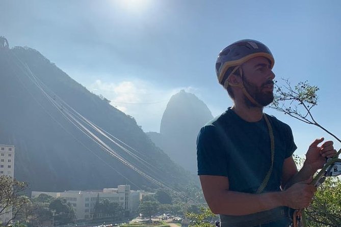 Climbing Baptism + Sugarloaf Mountain summit - Riding the cable car down from Sugarloaf