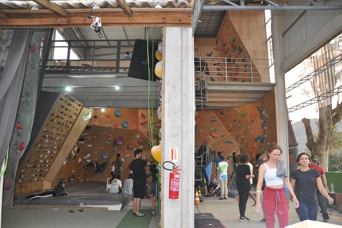 Climbing gym in Floripa - Why Adrenailha works for a Floripa afternoon