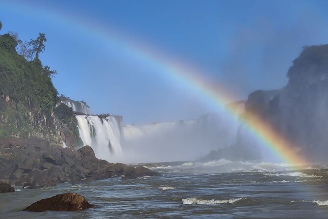 Complete Adventure through Iguaçu Park, Bird Park and Boat Tour - Pickup, timing, and group size