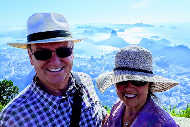Conheça de uma forma exclusiva as maravilhas do Rio de Janeiro! - Riding the Cable Car Up Sugarloaf Mountain