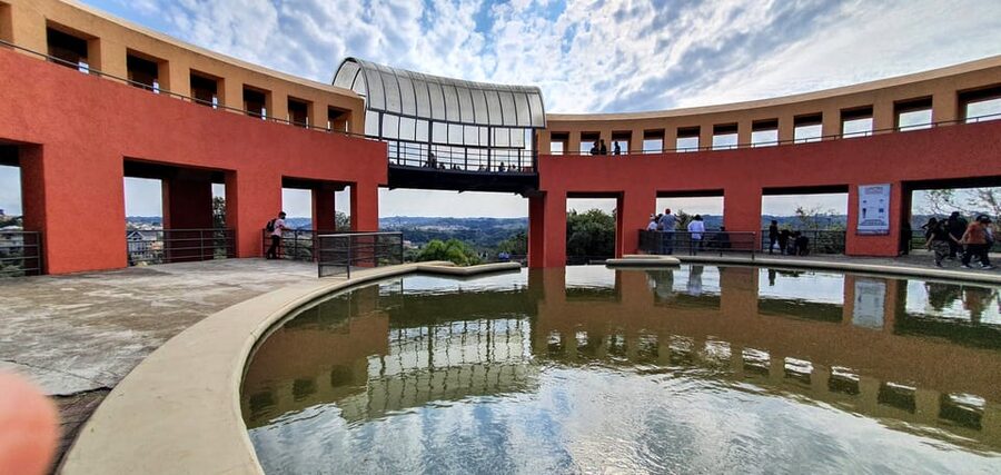 Curitiba: A private 4 hour city tour - The Botanical Garden and its glass greenhouse