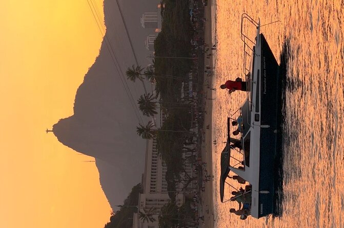 DE Lancha Tour in Rio DE Janeiro with Beer and Snacks - A 50-minute stop at Adam and Eve Beach