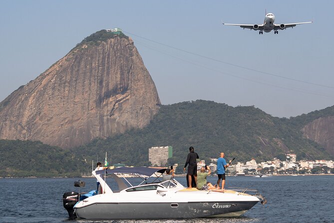 DE Lancha Tour in Rio DE Janeiro with Beer and Snacks - Niterói and the Contemporary Art Museum
