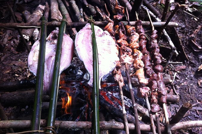Dinner and Overnight in the Jungle in Manaus - A walk built around survival skills